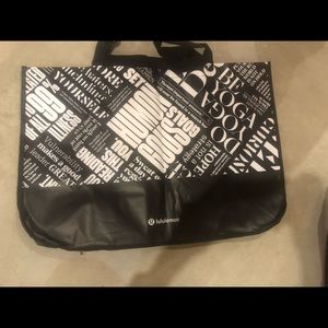 Lululemon bag